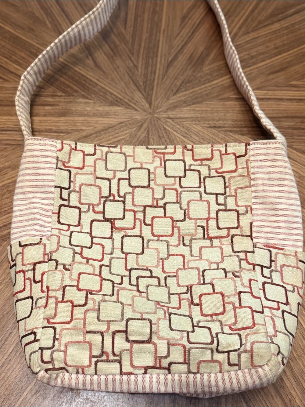 Canvas Geometric Crossbody Bag in Beige and Pink